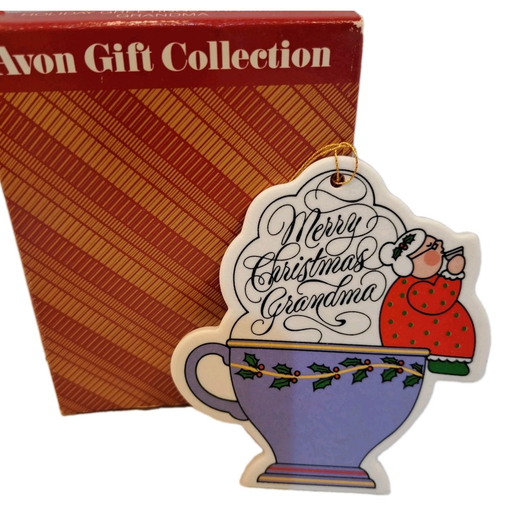 Avon Gift Collection Christmas Grandma Holiday Greetings Ornament w/ Box